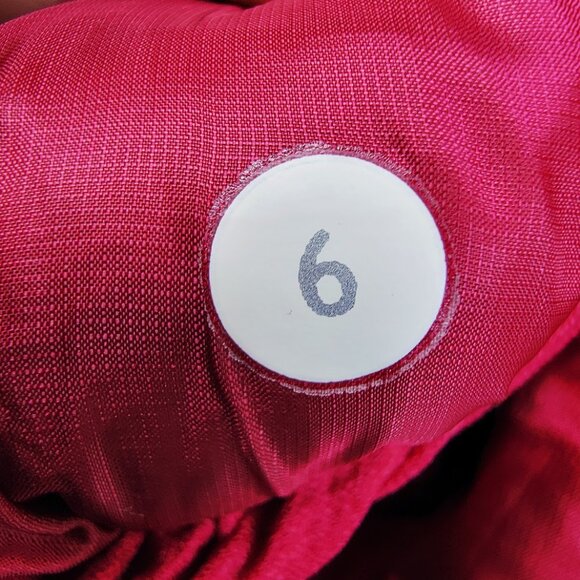 Lululemon Women's Berry Rumble Down For A Run Full-Zip Puffer Vest Size 6 - Picture 4 of 7